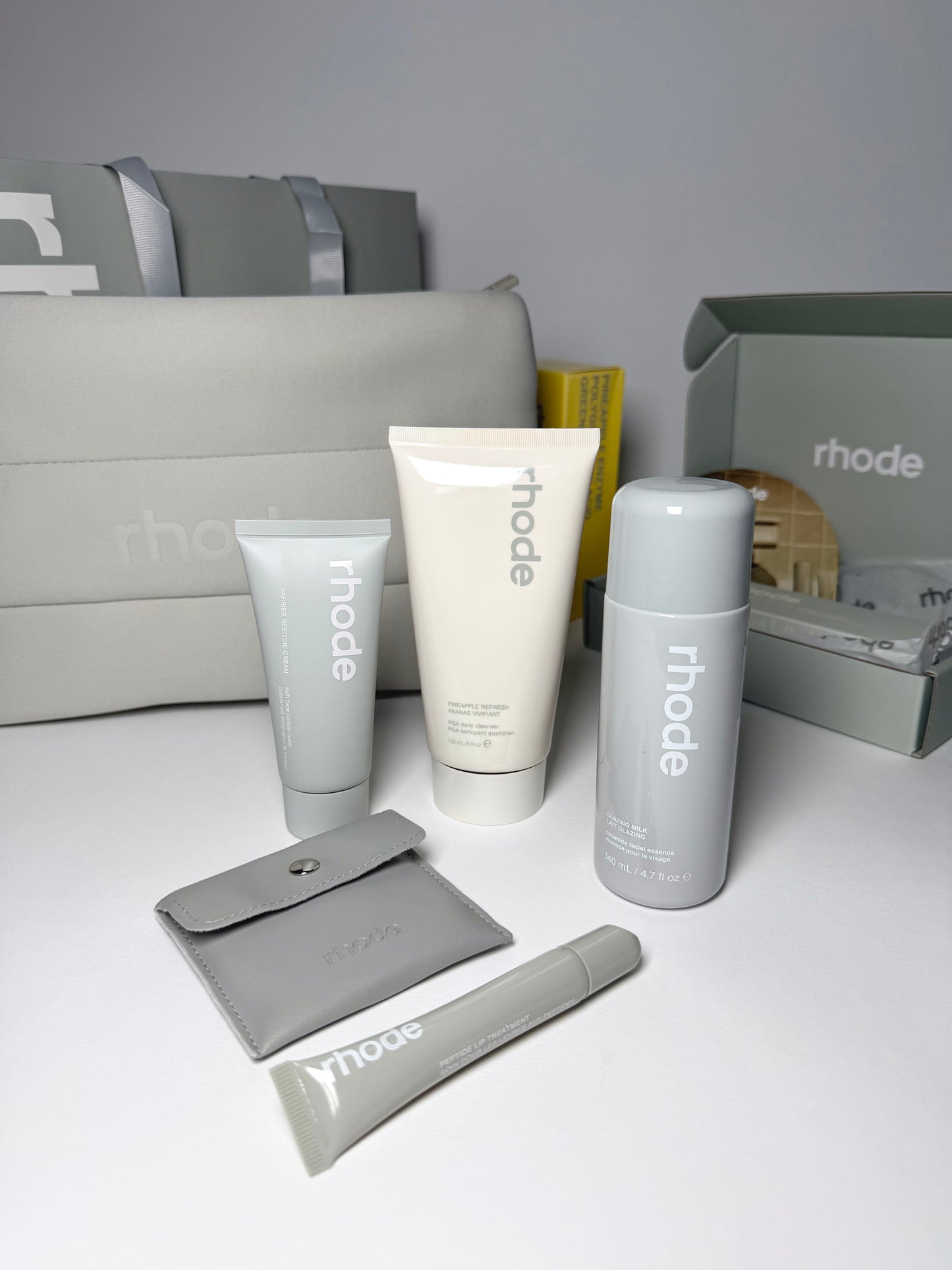 Rhode сет Glazing Milk + Barrier Restore cream + Pineapple Cleaner | несесер