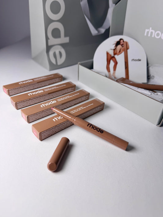 Rhode Peptide Lip Shape НОВ оригинал оформящ молив за обемни устни