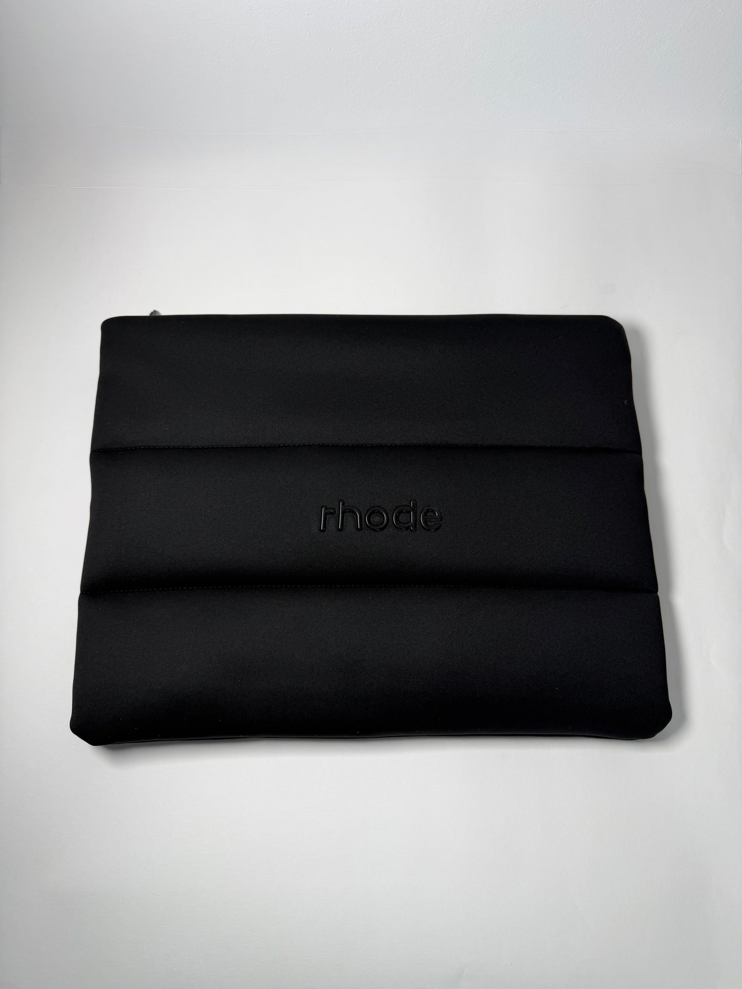 Rhode черна Oversize Bubble Bag оригинал НОВ козметичен несесер/чанта