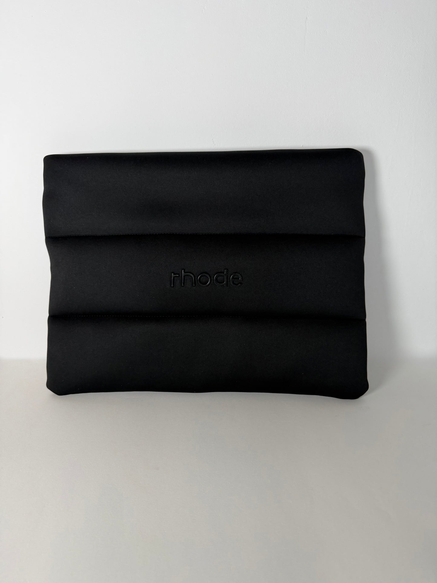 Rhode черна Oversize Bubble Bag оригинал НОВ козметичен несесер/чанта